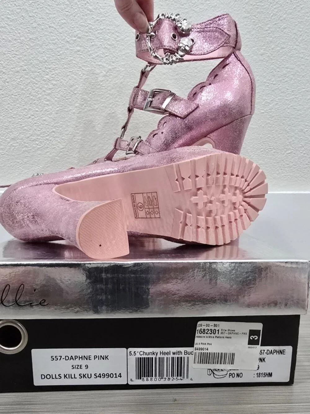 Ellie ✦ DAPHNE Pink Chunky Platform Heels ✦ Metallic Skull Buckle Size 9 NWT